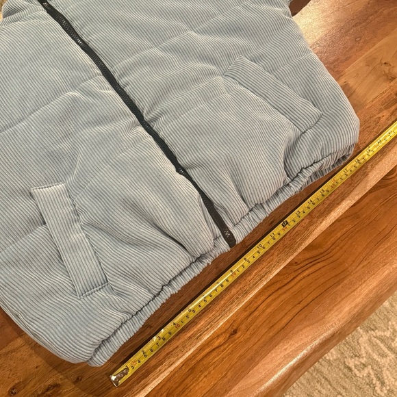 Wild Fable Corduroy Puffer Cropped Bomber Jacket with Zipper and Pockets Size L - Picture 10 of 14